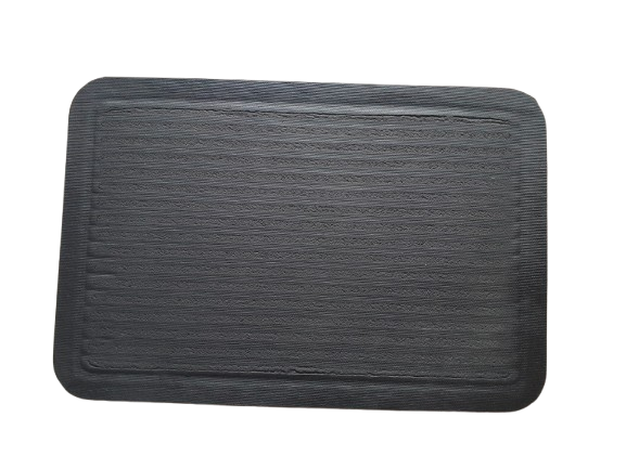 STRIPED ANTI SLIP RED BATH MAT