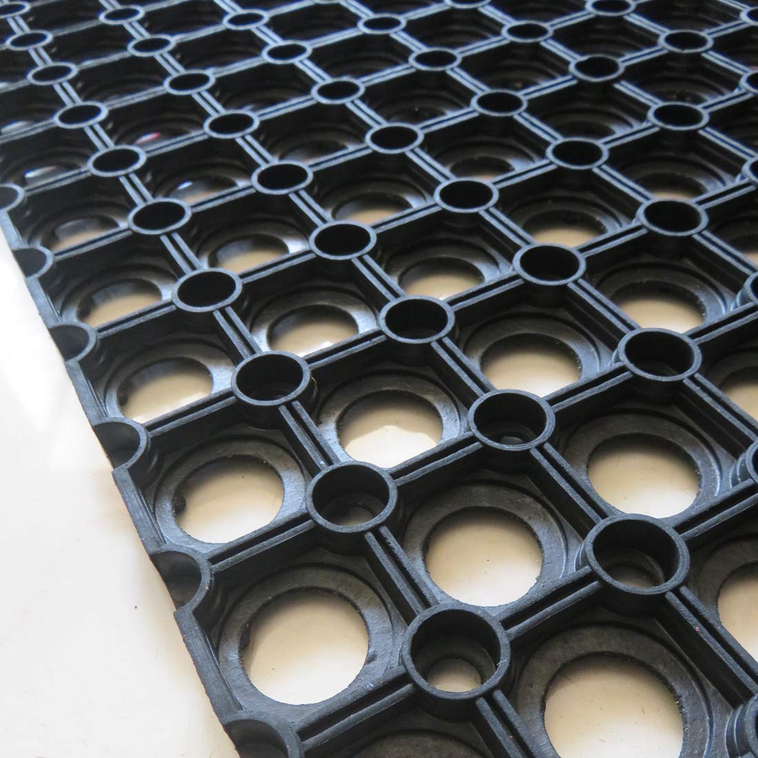 Flexible and Waterproof Rubber Hollow Mat