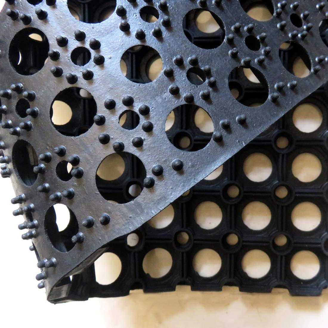 Flexible and Waterproof Rubber Hollow Mat
